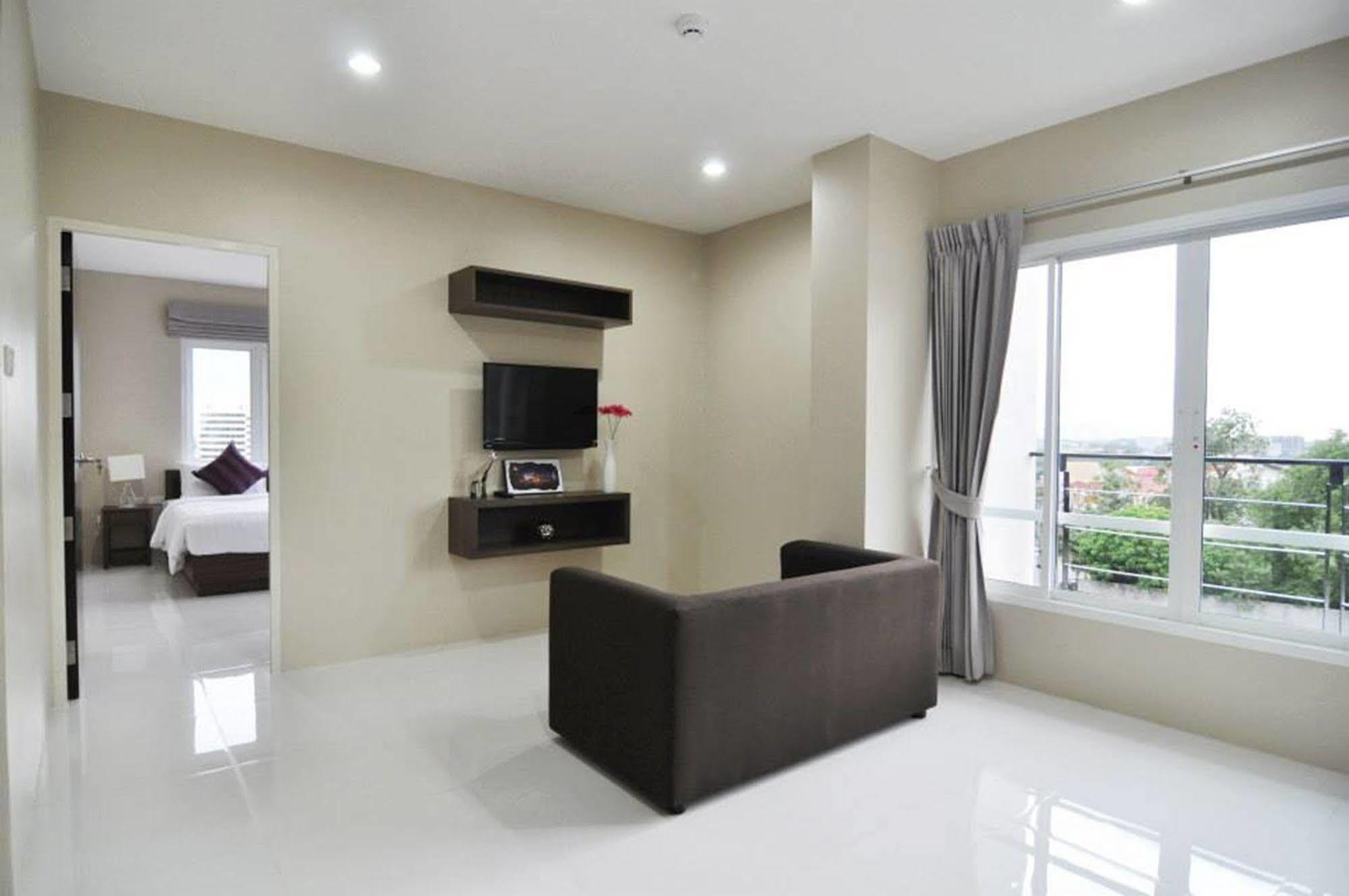 Khao Rang Place Phuket Exterior foto