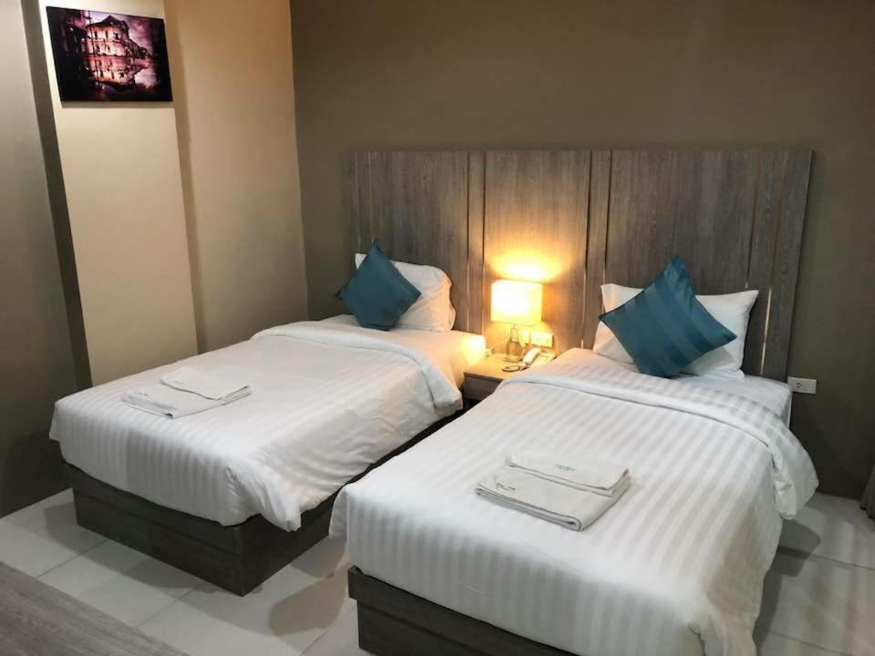 Khao Rang Place Phuket Exterior foto