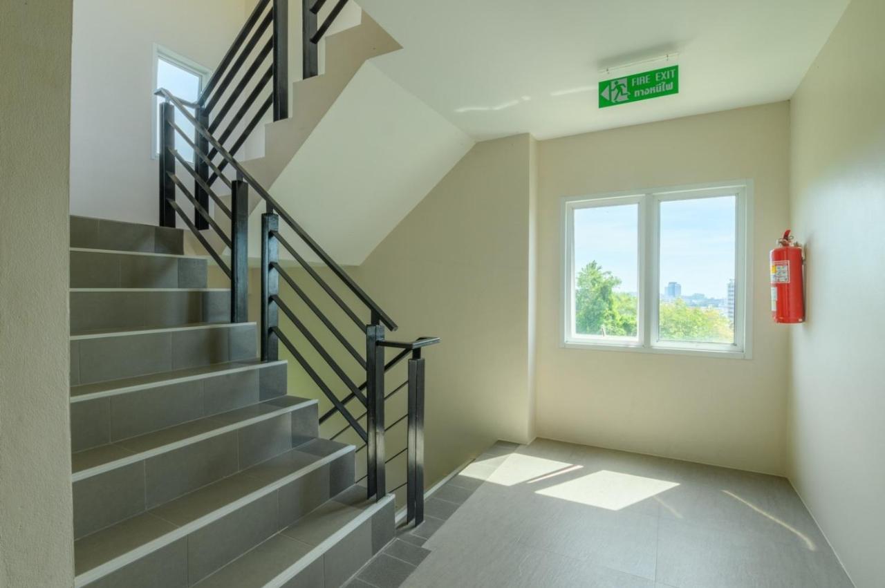 Khao Rang Place Phuket Exterior foto
