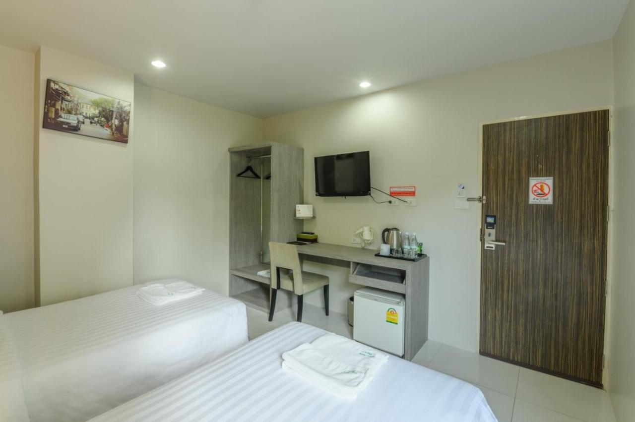 Khao Rang Place Phuket Exterior foto